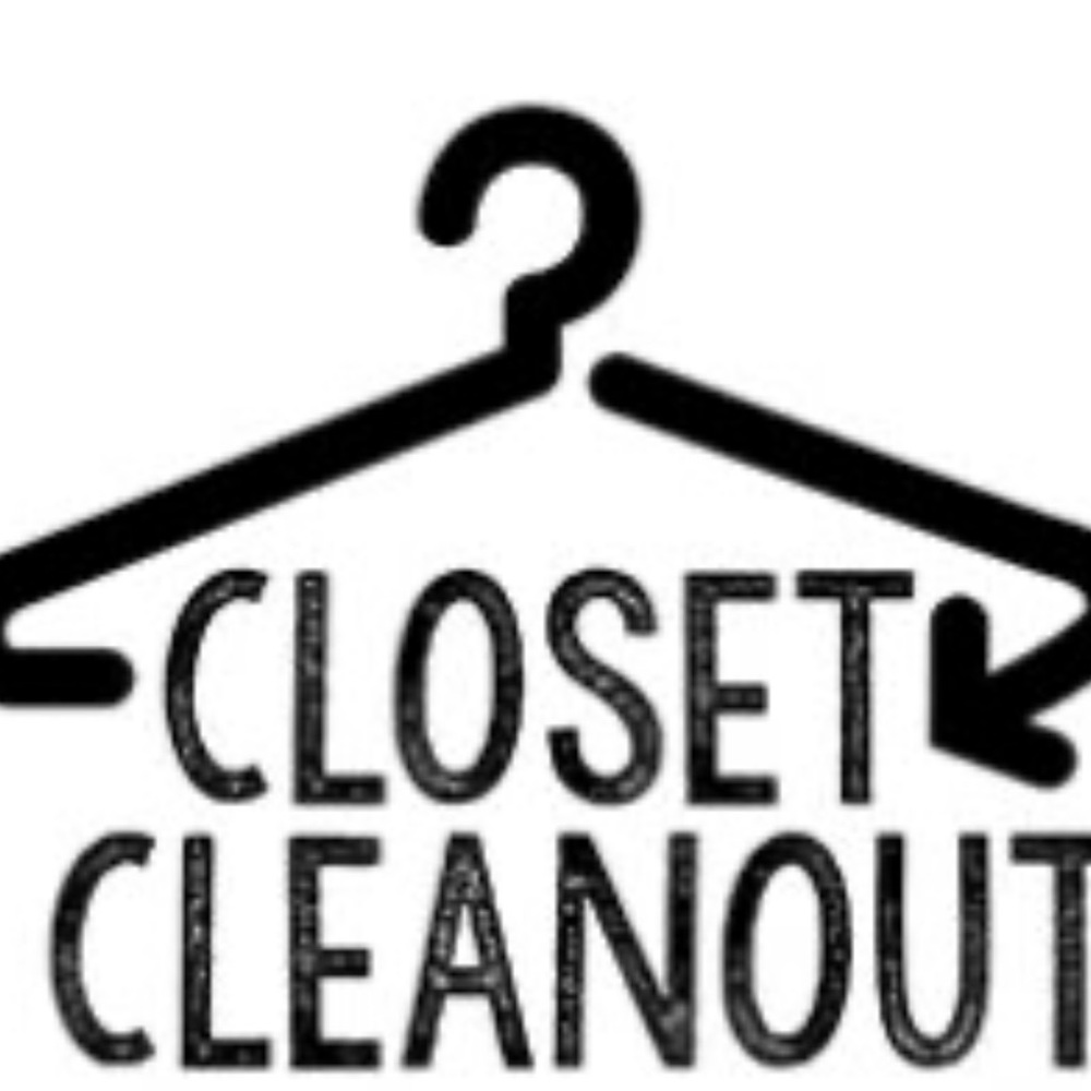 Motivated to empty closet!! Everything must go!! Make offers NOW!